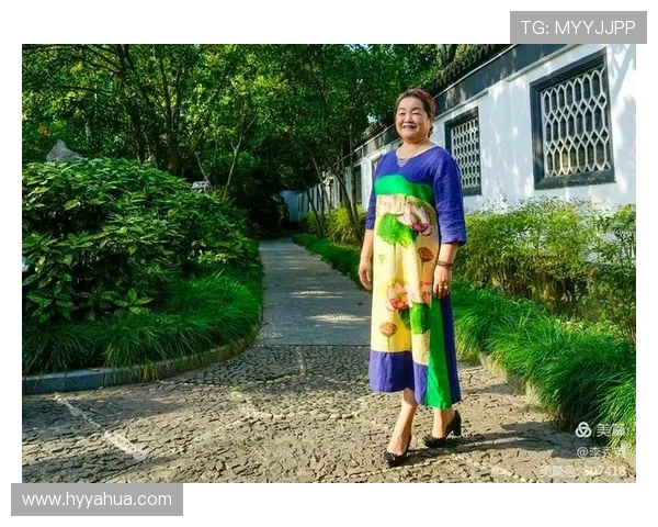 李秀英的网球人生：从热爱到职业的深度对话与成长历程分享